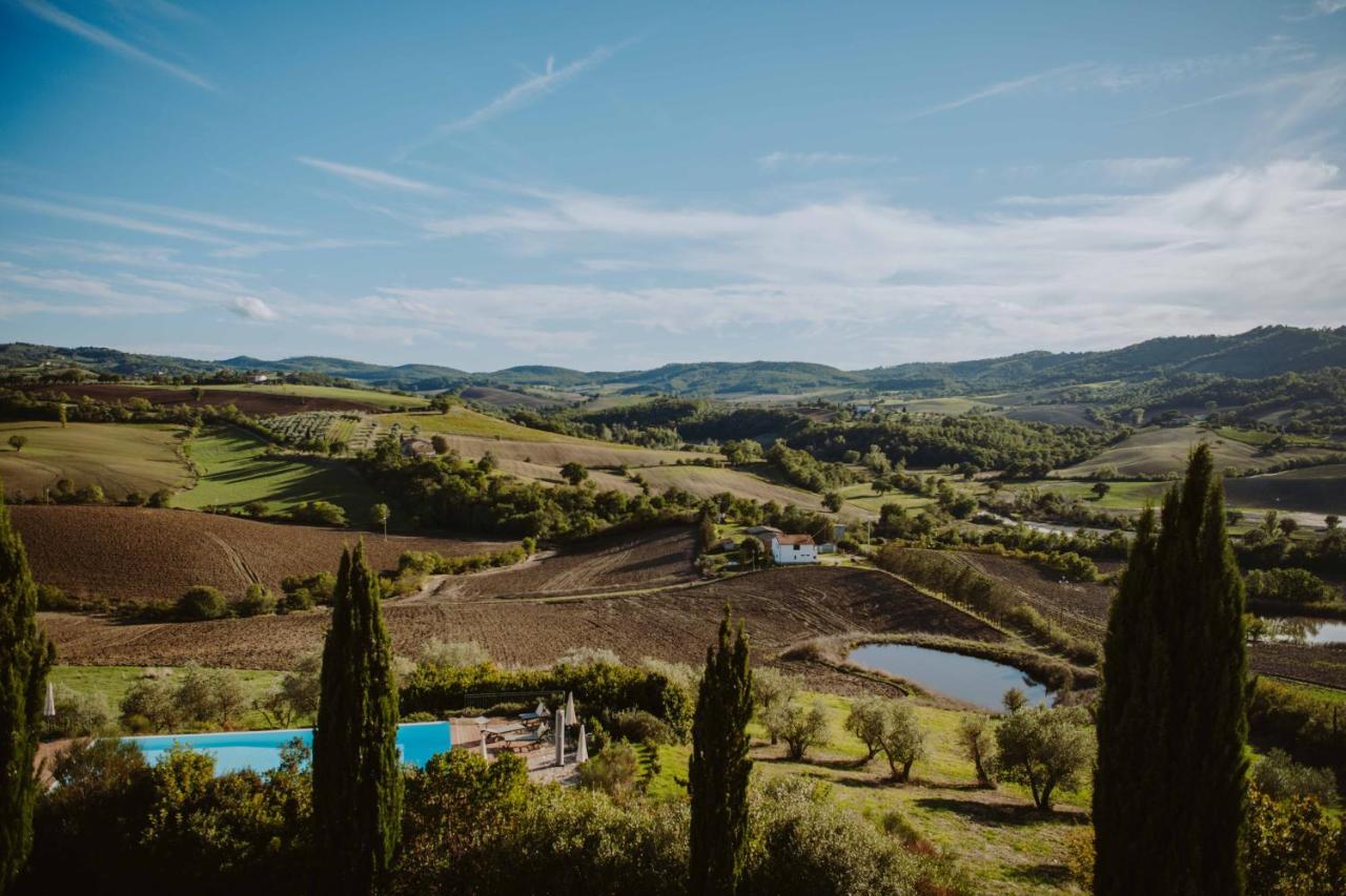 Cinigiano Tenuta Pianirossi מראה חיצוני תמונה