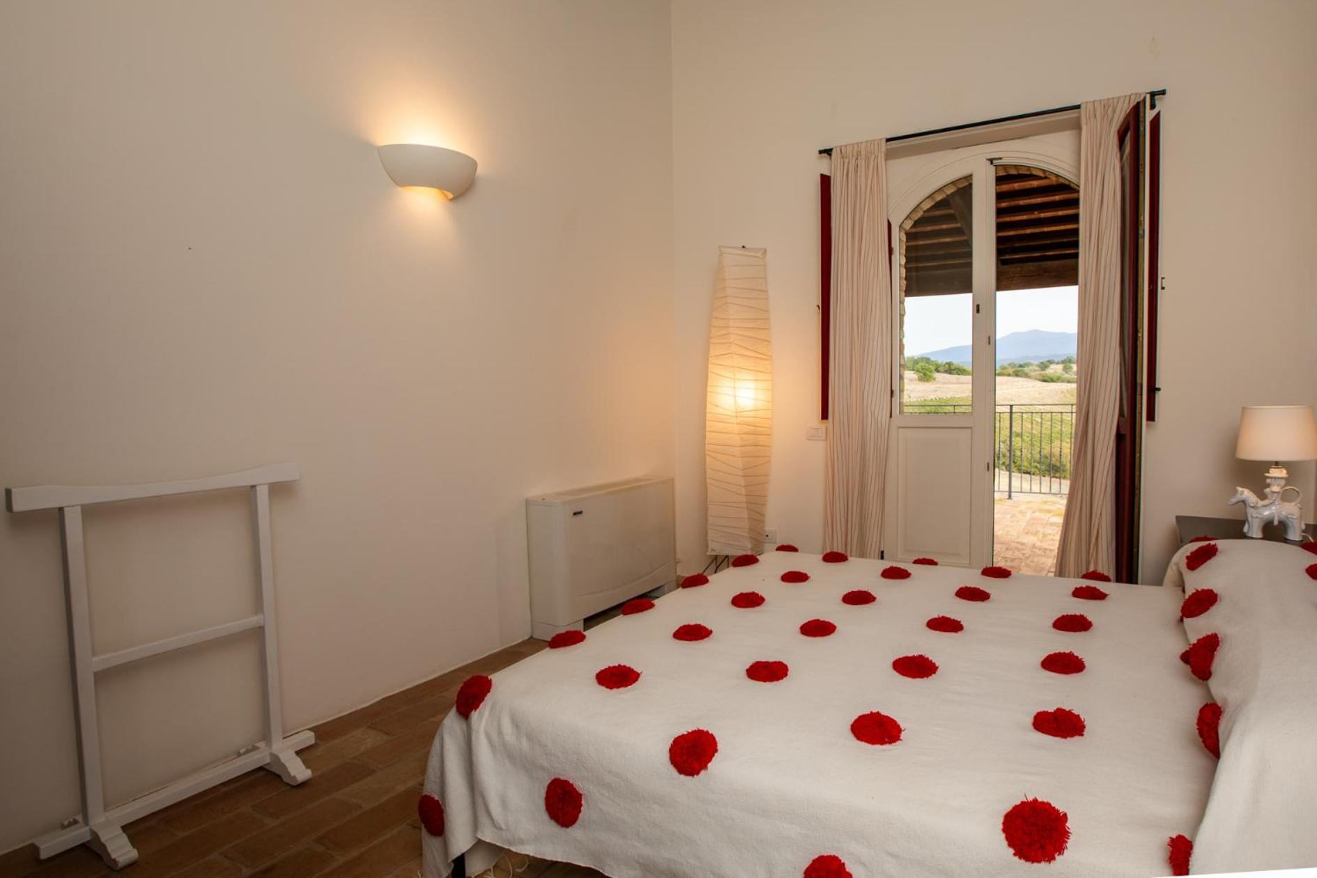 Cinigiano Tenuta Pianirossi מראה חיצוני תמונה