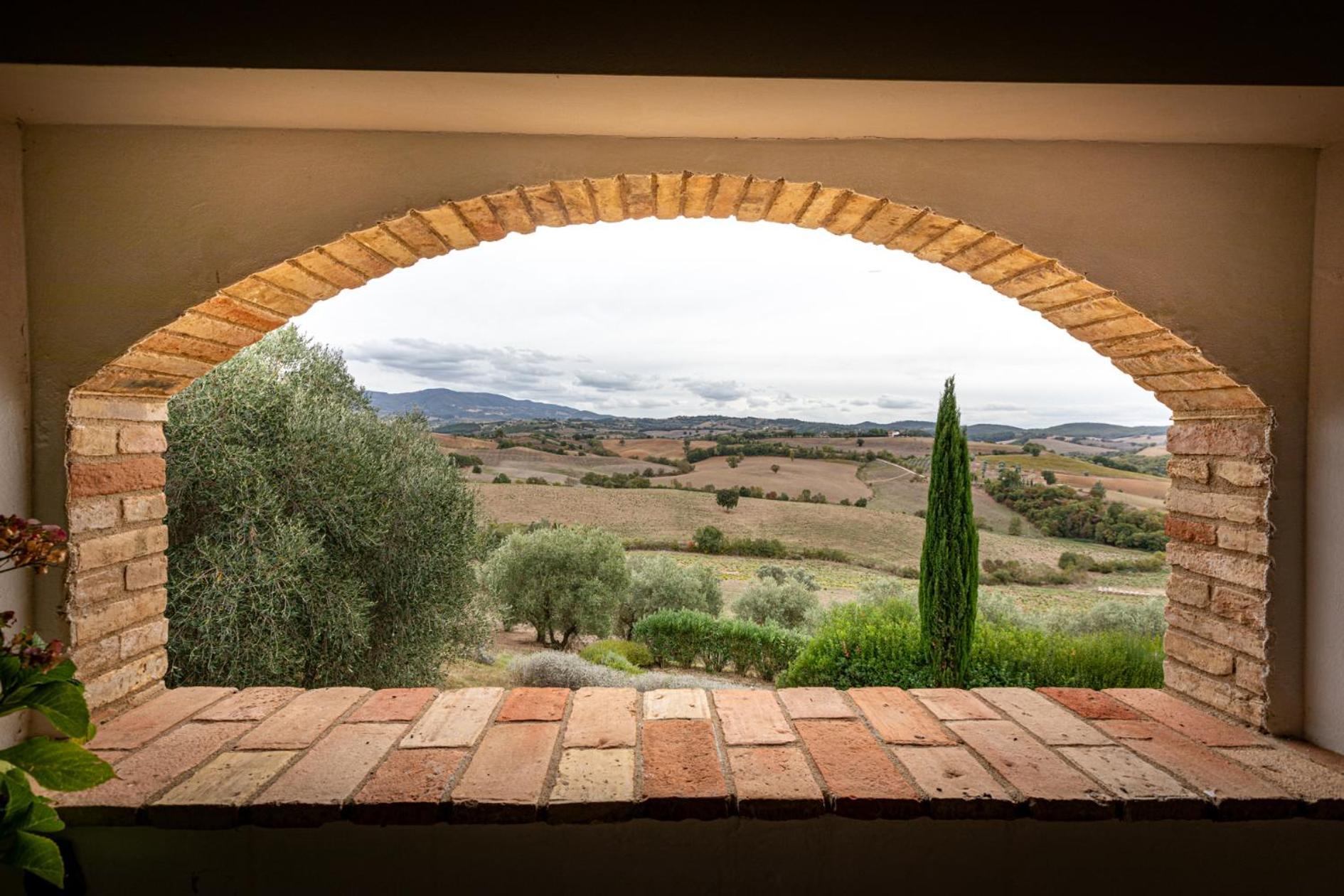 Cinigiano Tenuta Pianirossi מראה חיצוני תמונה